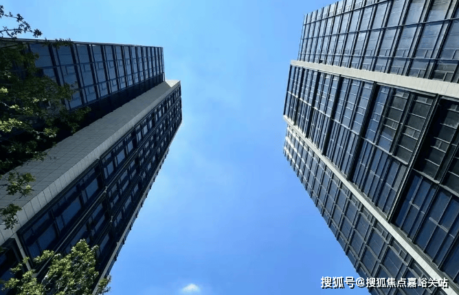 地址-最新房价户型图-小区环境-楼盘详情-交房时间-周边配套-售楼处电话古北•壹号公馆首页网站-古北•壹号公馆售楼处电话-楼盘详情-交房时间-(图4)